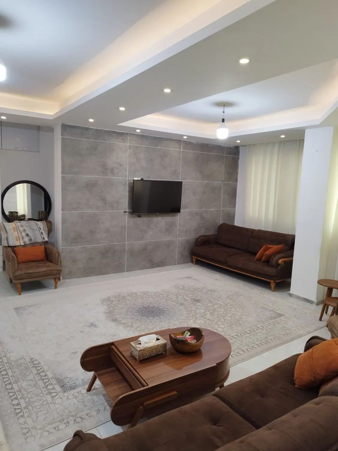 اجاره یک واحد مسکونی ۸۰ متری