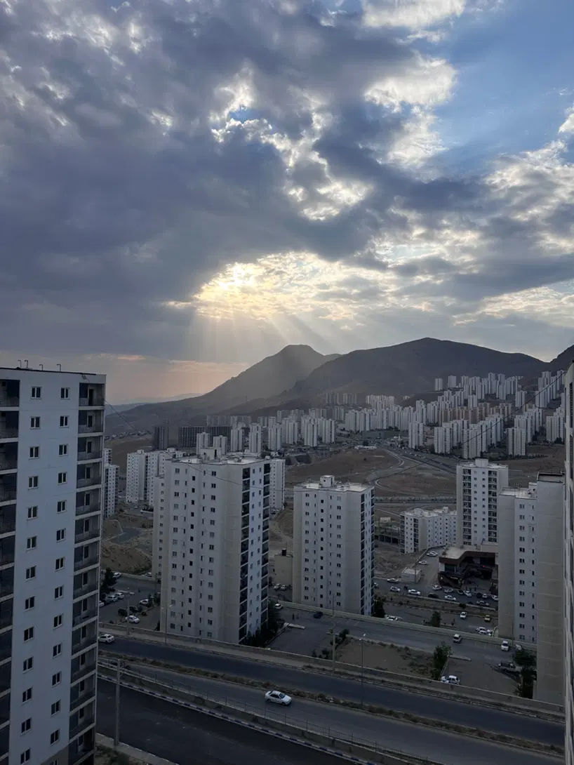 پردیس فاز۱۱ واحد ۸۷متری برج کوزو کلیدخام