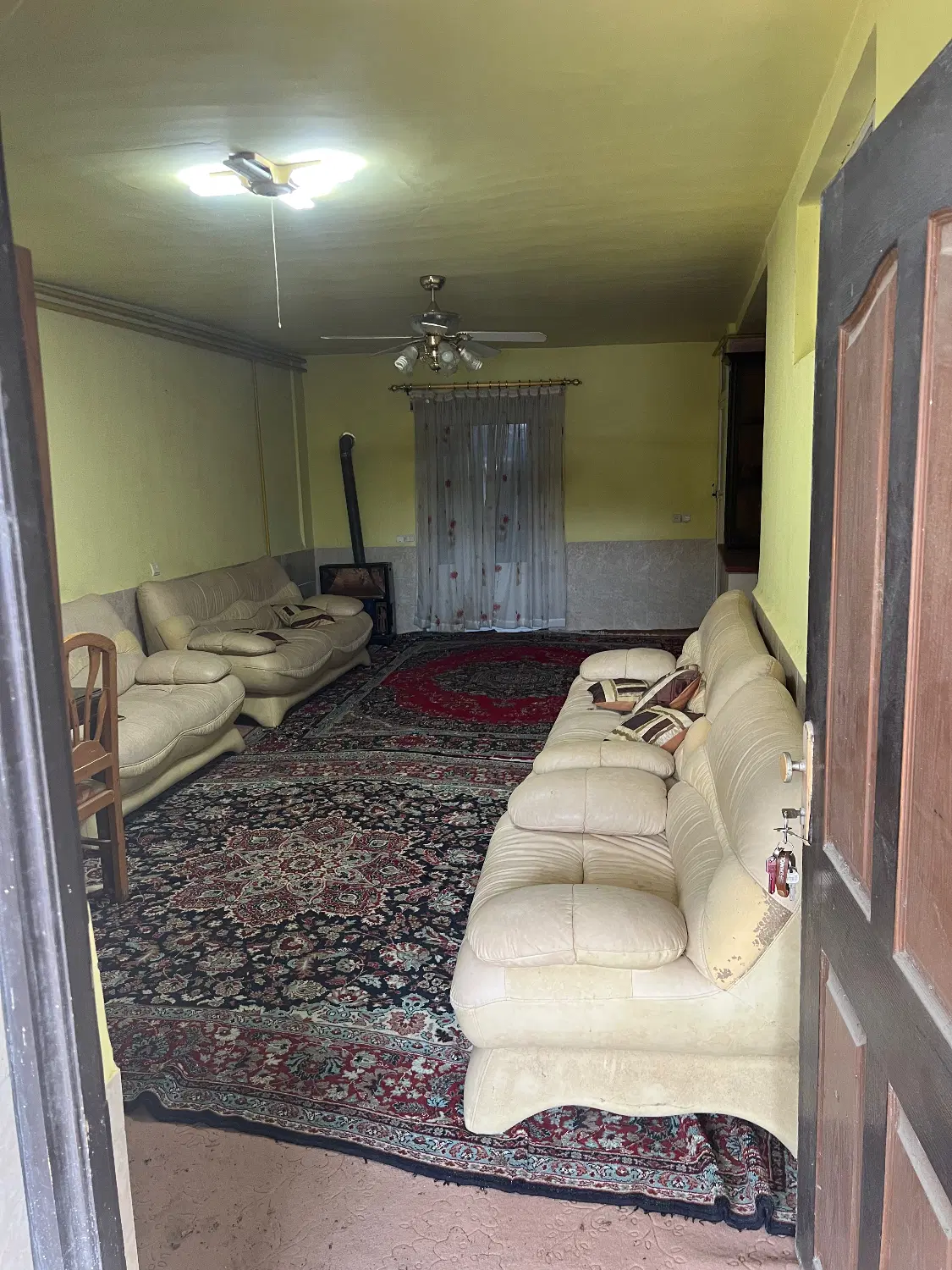فروش خانه ویلایی ۱۲۳ متر زمین ۱۵۴ متر بنا ۲ طبقه