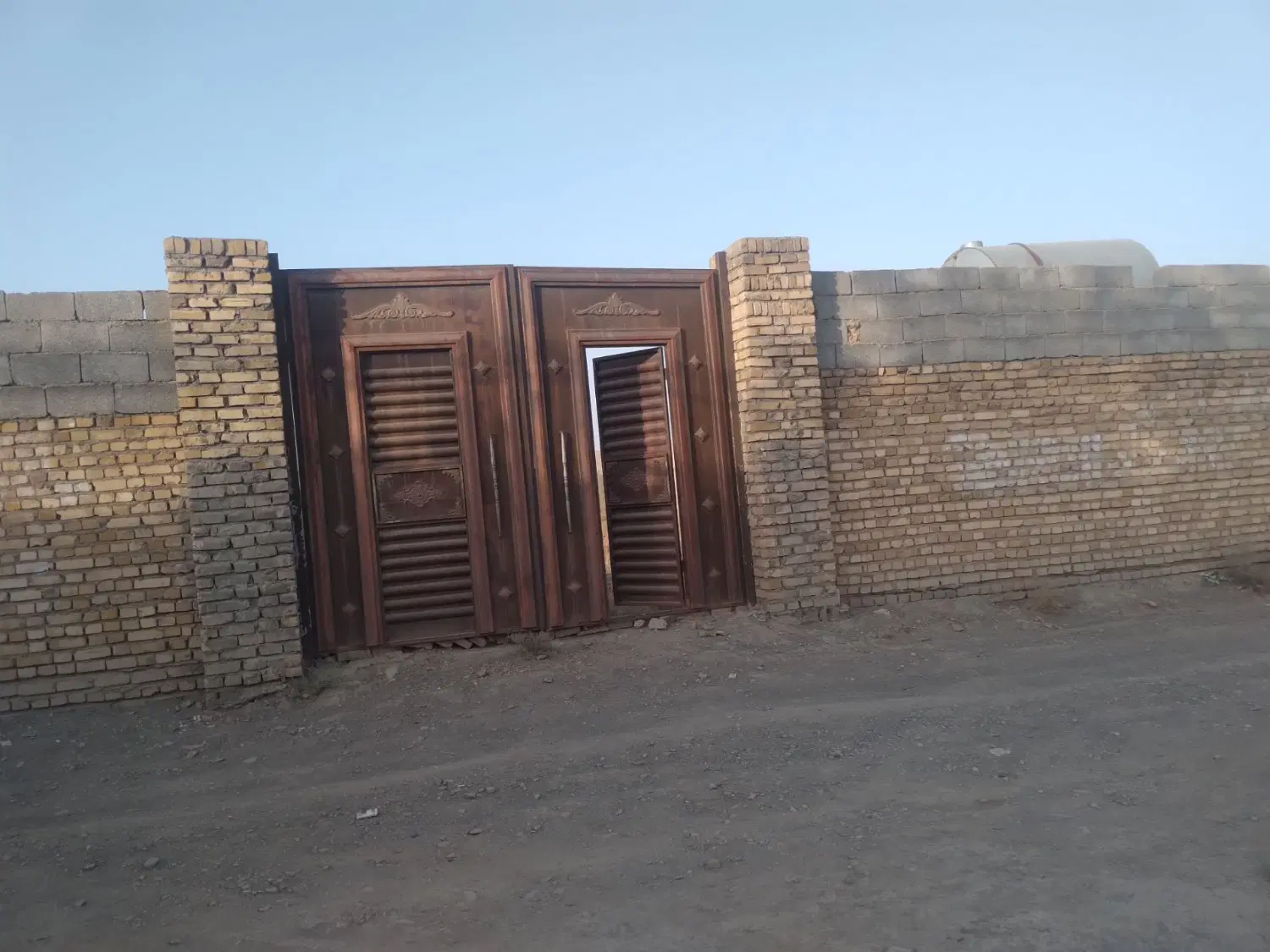 زمین ۶۰۰ متری