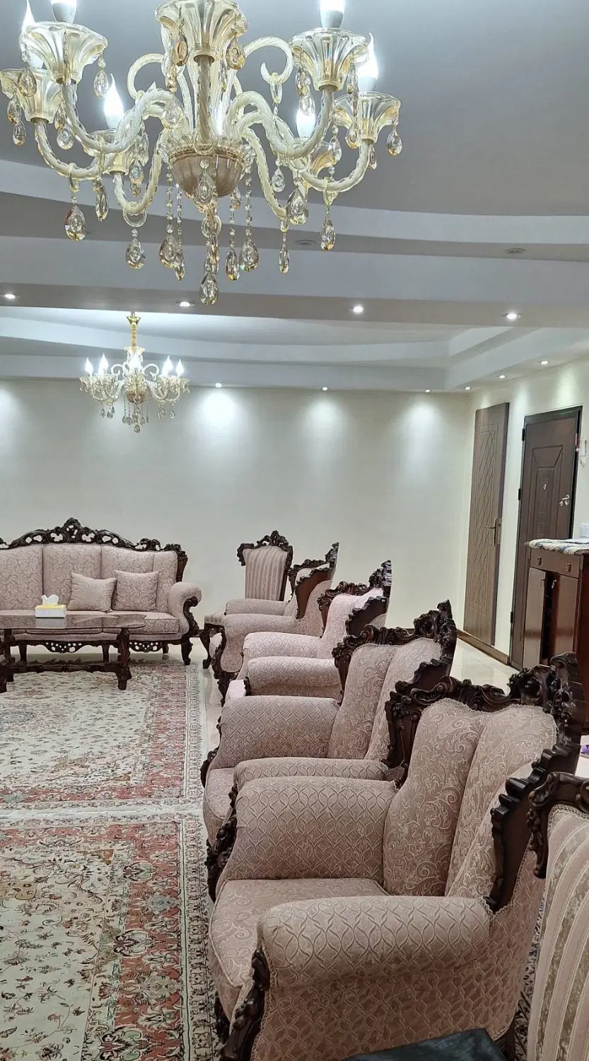 فروش منزل مسکونی تک واحدی در میدان ولیعصر تهران