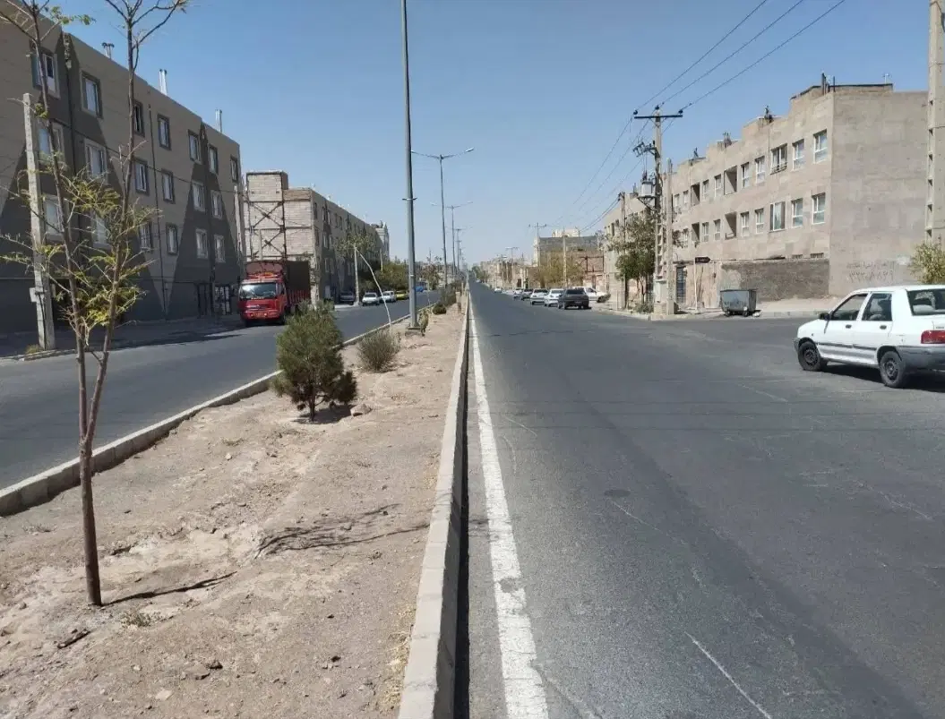 آپارتمان حاشیه بلوار همت