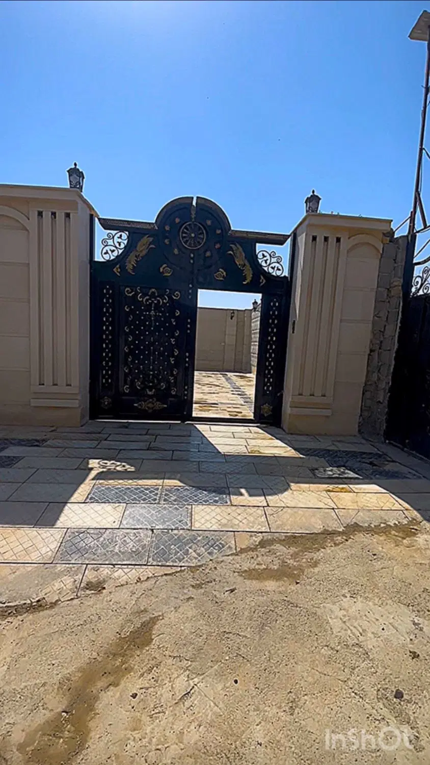 باغ‌ویلا ۴۶۵ متری ۱۲۰ متر بنا سند معتبر