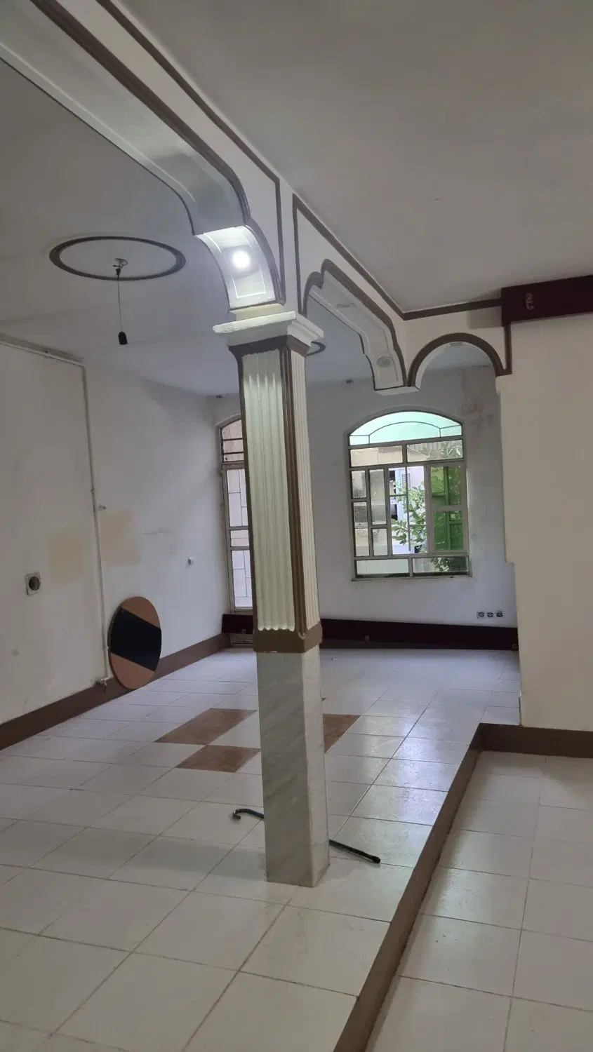 ویلایی ۲۰۰متر مرکز شهر