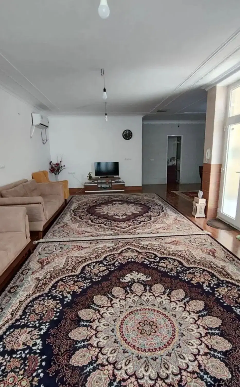 200 متر. خ عشایری کوچه 42