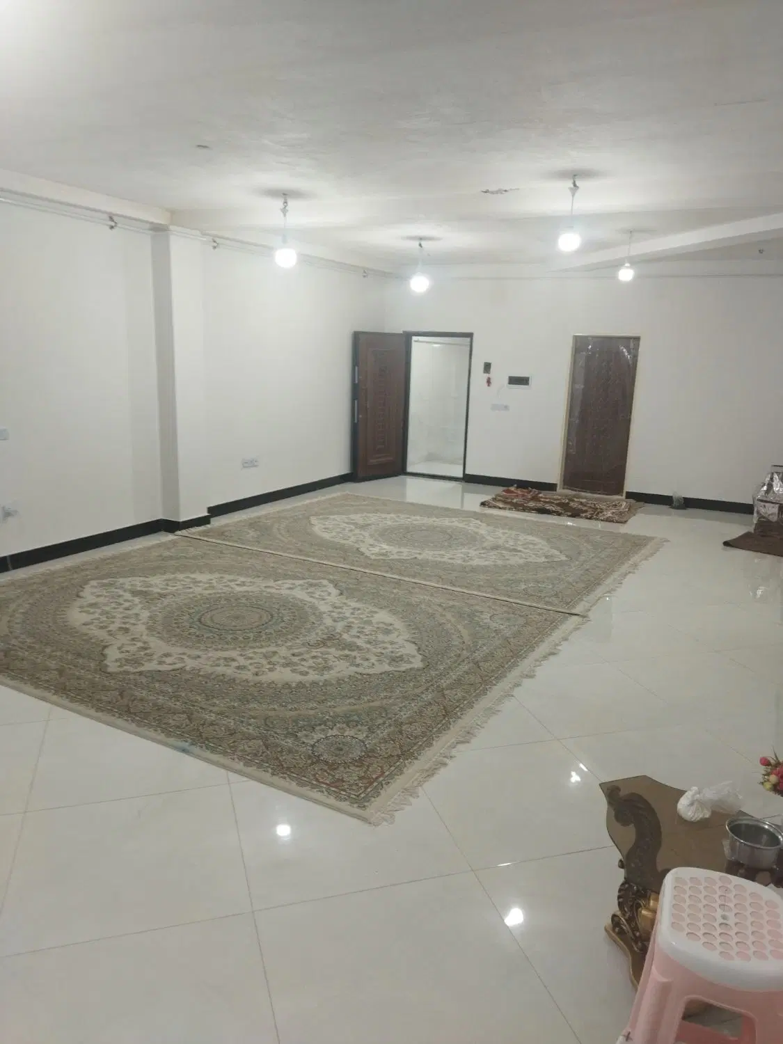 ۱۶۰ متری کاملا ویلایی شهرک حیدری نوساز