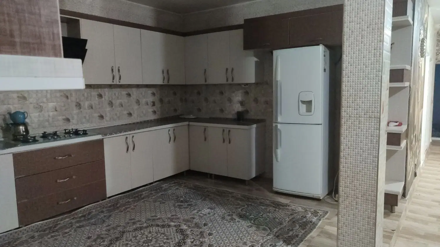 خونه فول امکانات دوخوابه متراژ 170متر