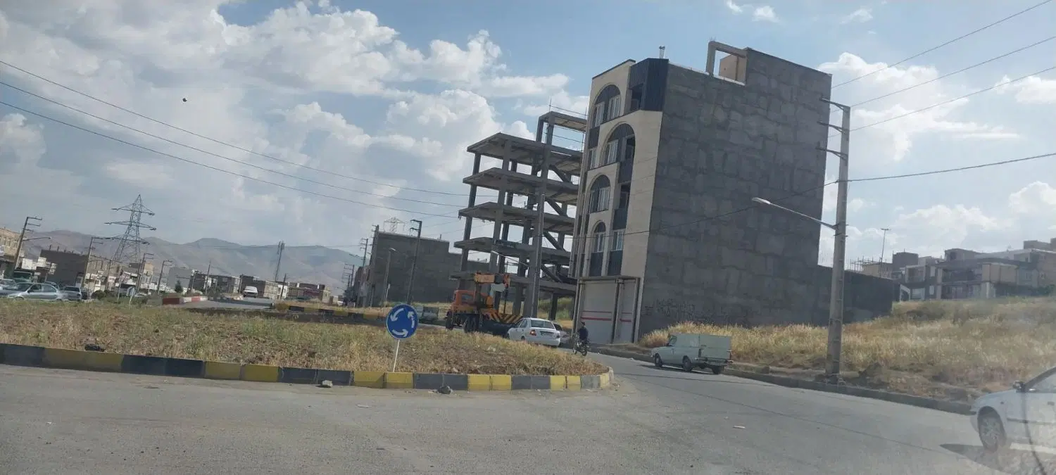 فروش خانه مسکونی شهرک آوان نایسر