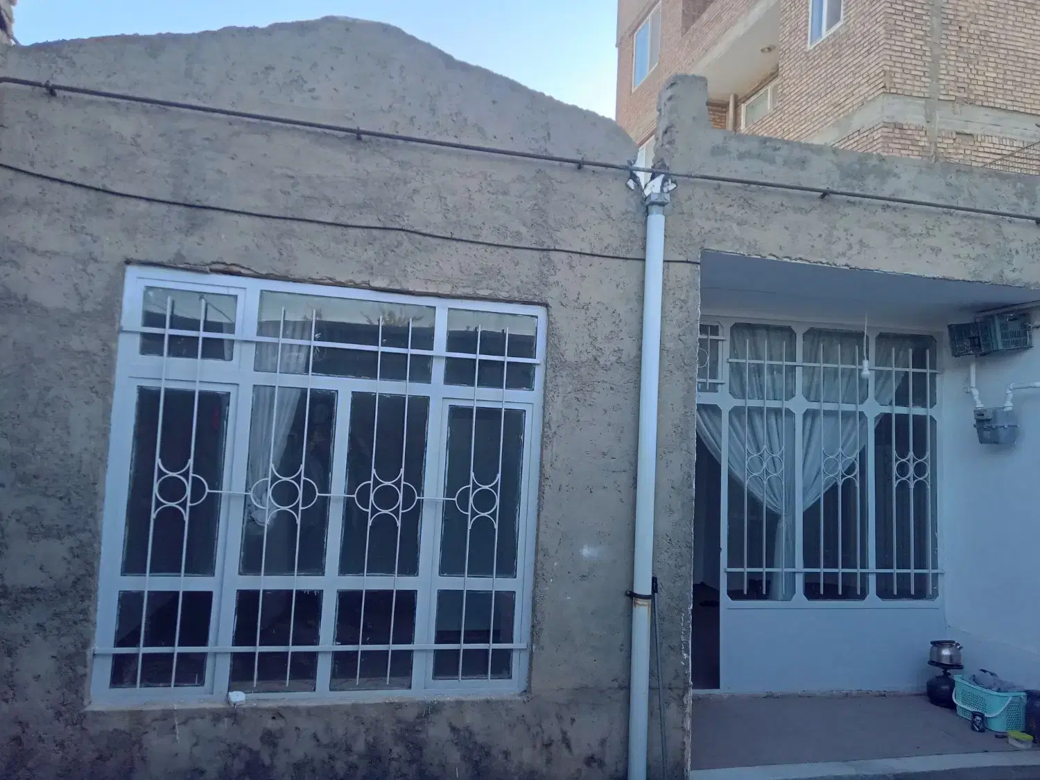 فروش ساختمان مسکونی واقع در ۲۰متری