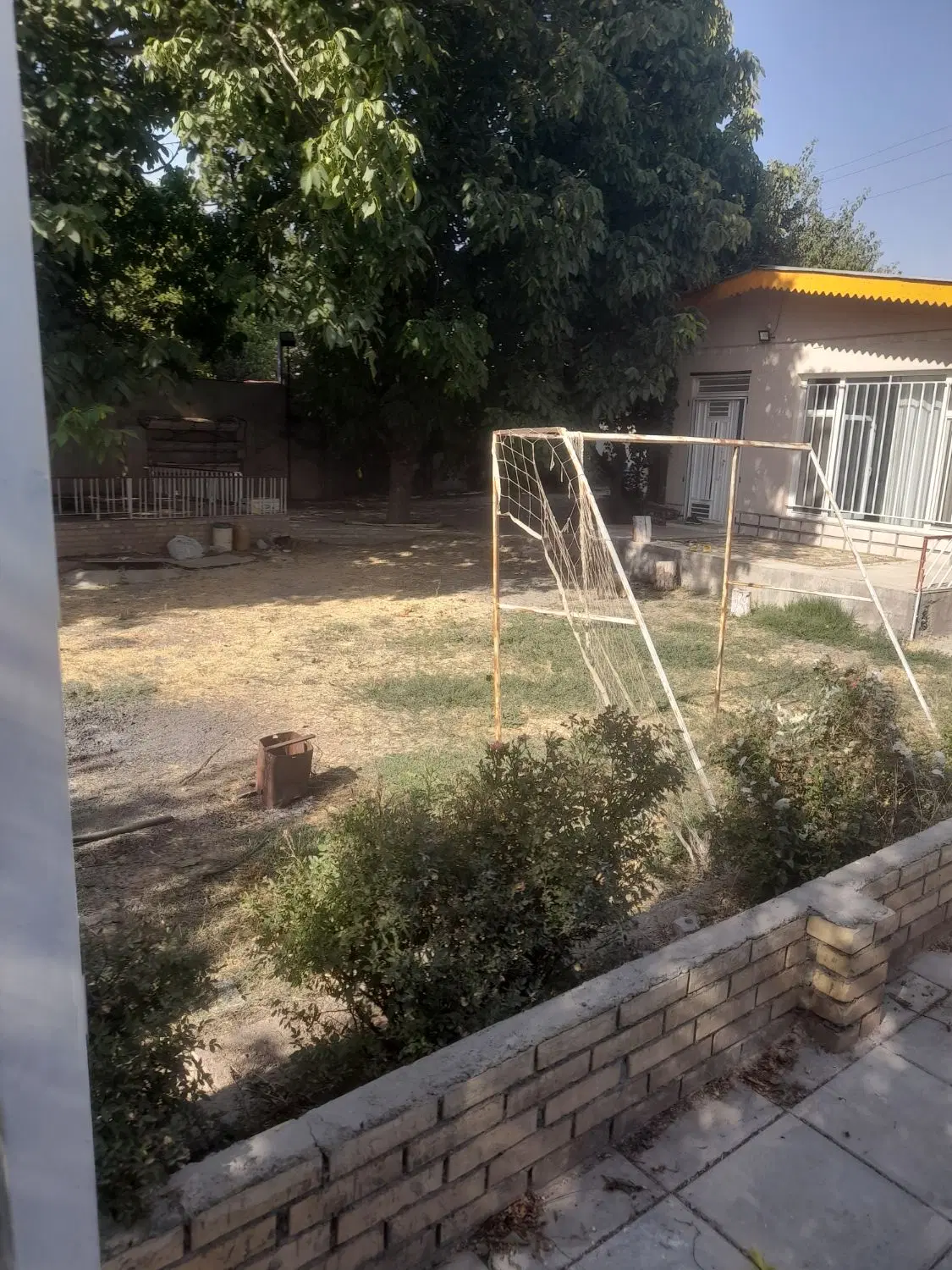 باغ مشجر با یک واحد مسکونی