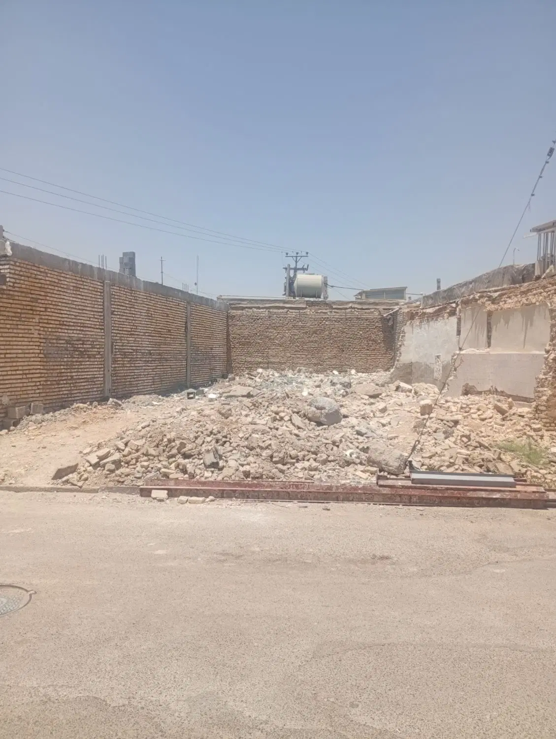 زمین ۱۲۵متری خ پارسا دو