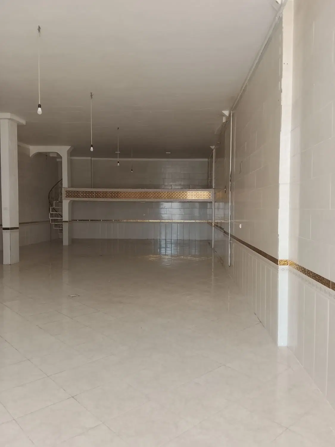 مغازه تمام بهداشتی سردرود بهارستان