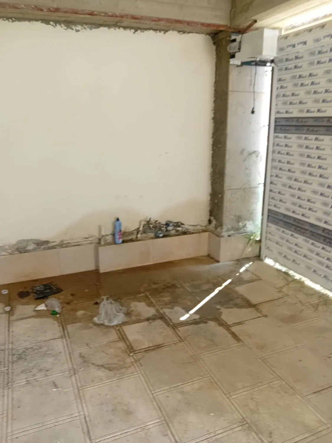 آپارتمان ۱۰۰متری رحیم آباد مرکز شهر