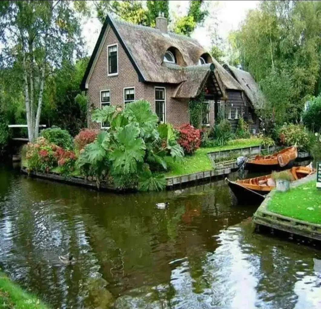 اتاق یا خونه کوچیک