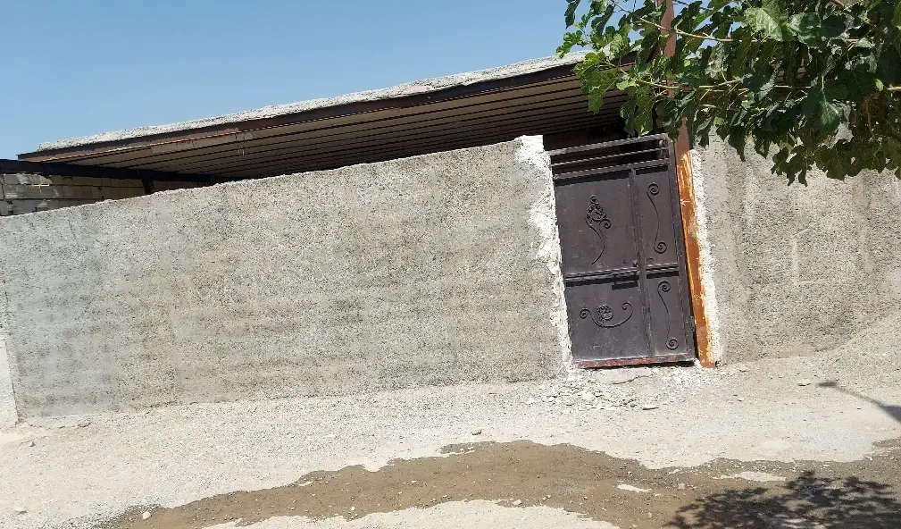 خانه ۶۶ متری دونبش