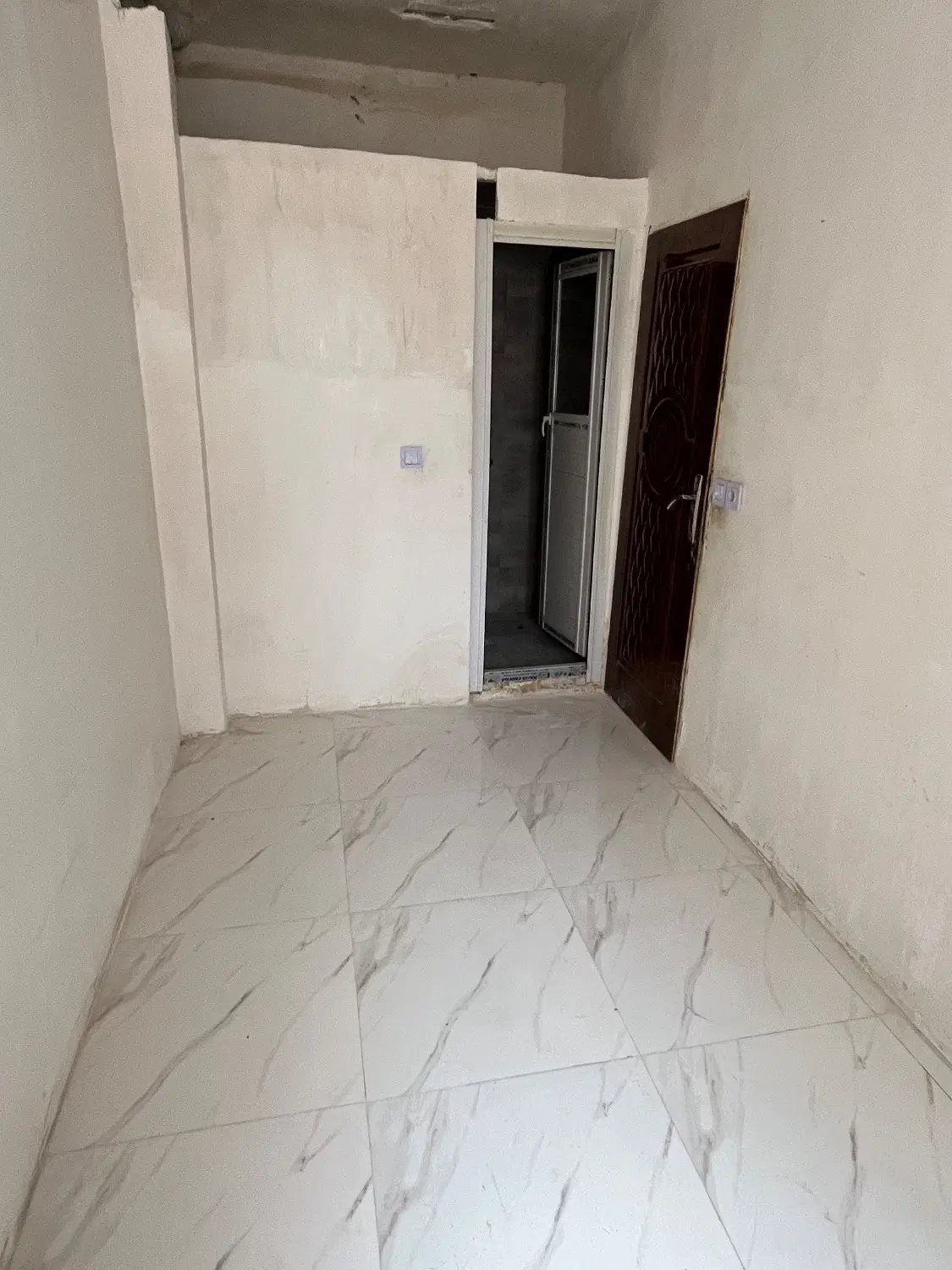 فروش یک واحد اپارتمان