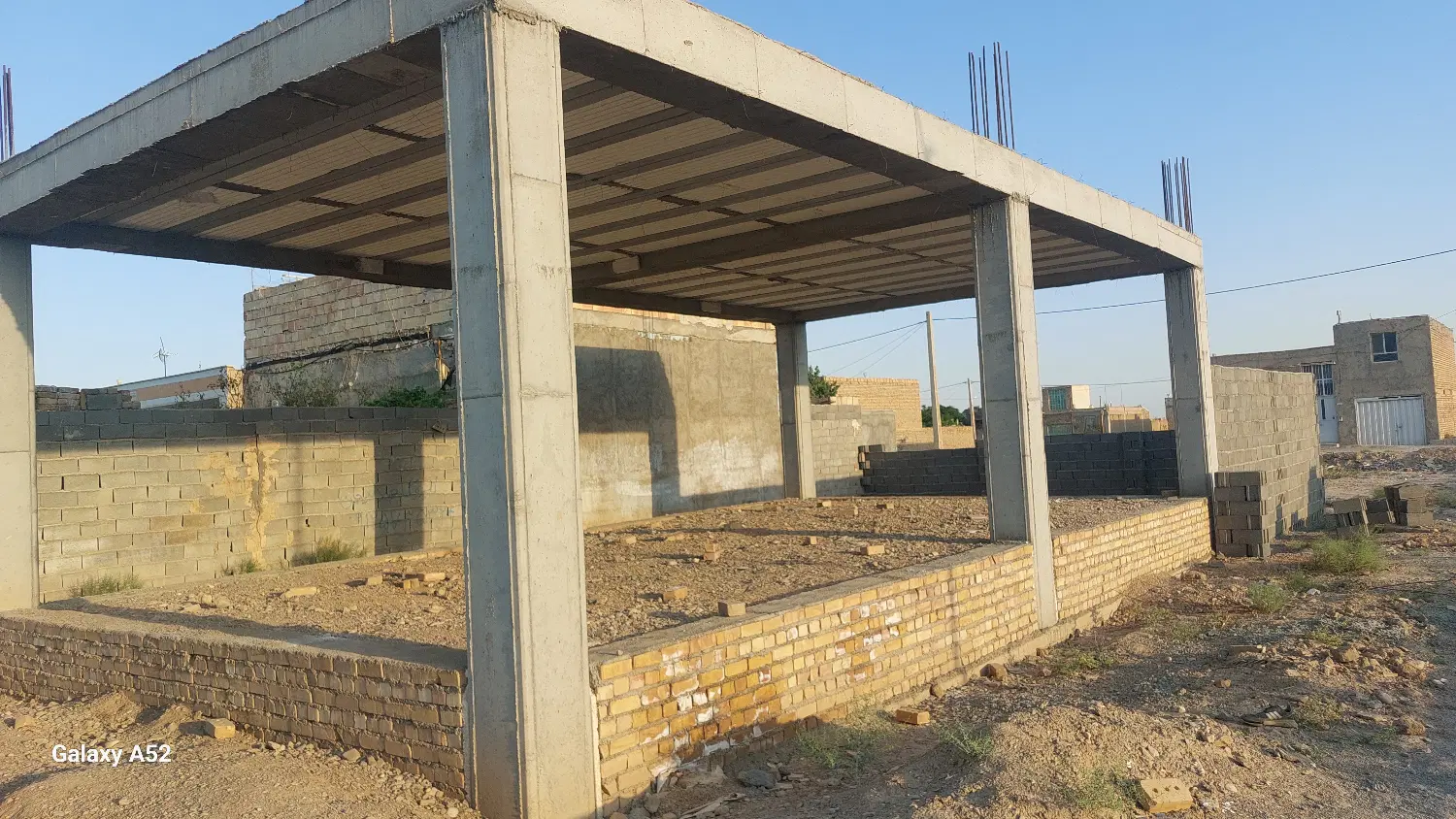فروش منزل ویلایی روستای جزن (گز) نیمه ساز