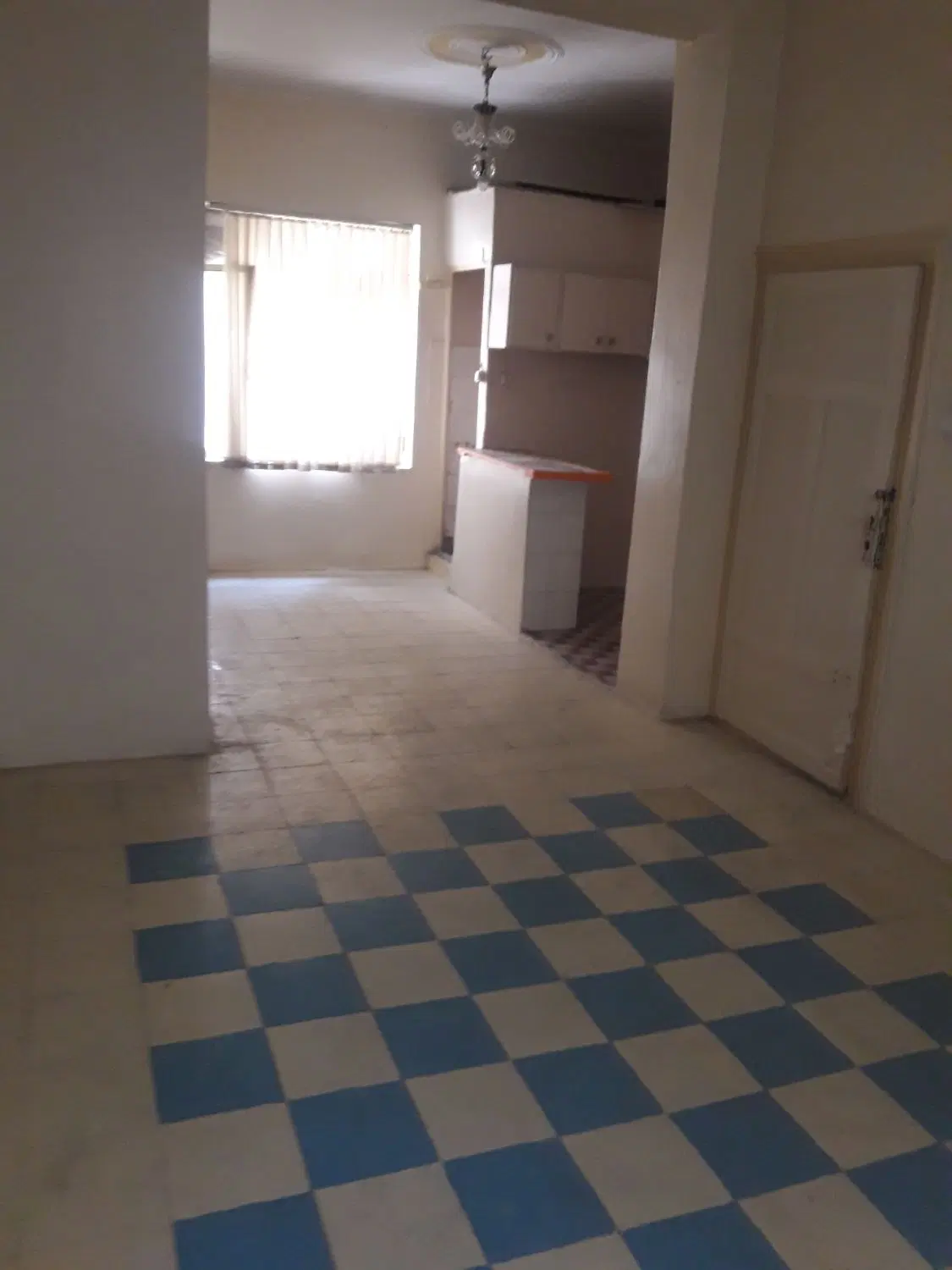 ۴۰متر خوش نقش نورگیر عالی