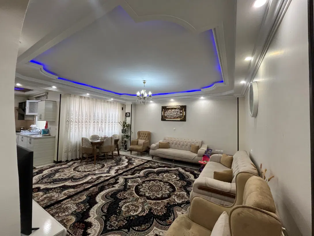 ۷۸ متر دوخوابه فول ( نفیس شمالی )