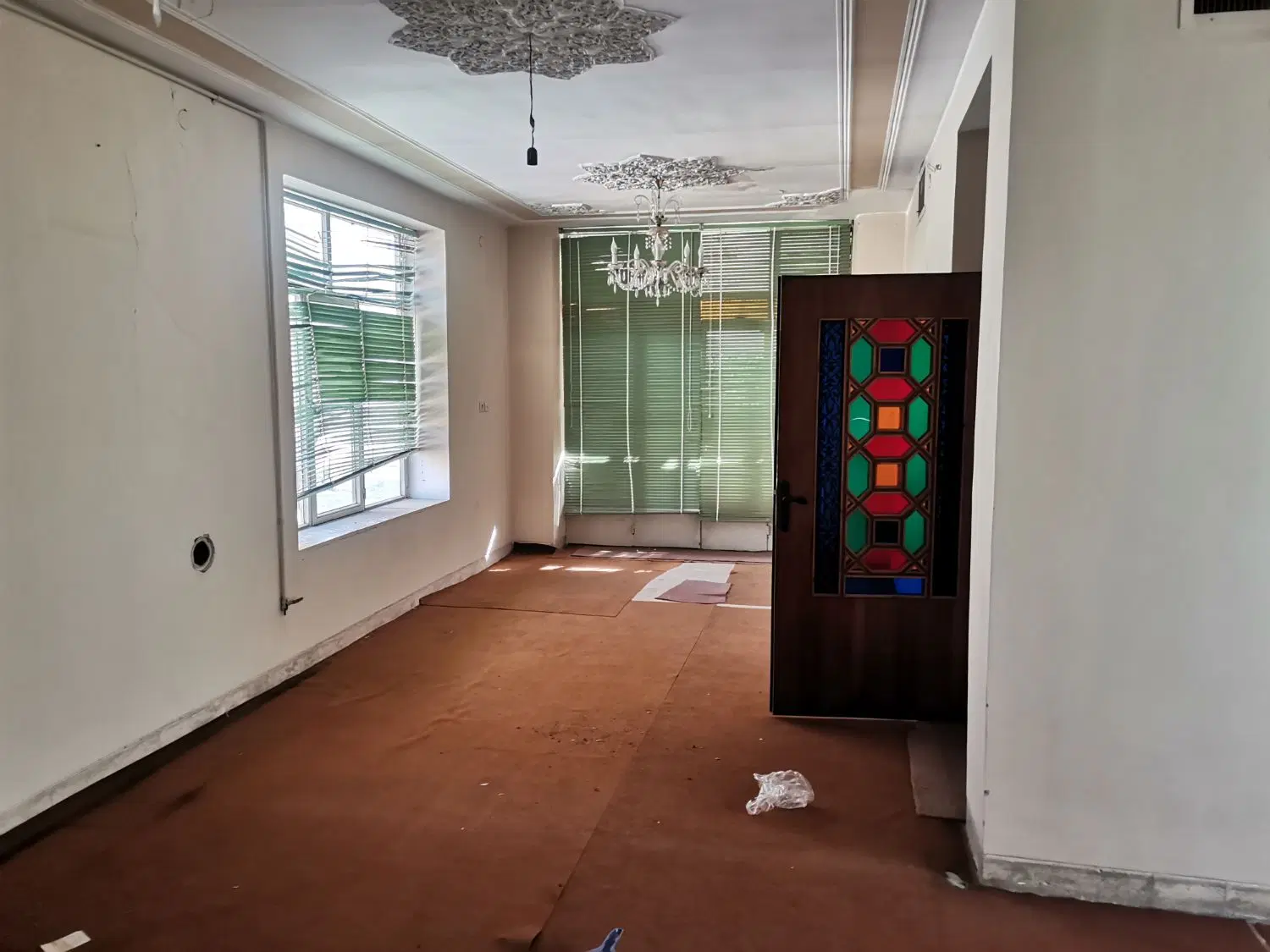 فروش خانه کلنگی واقع در درچه عابد
