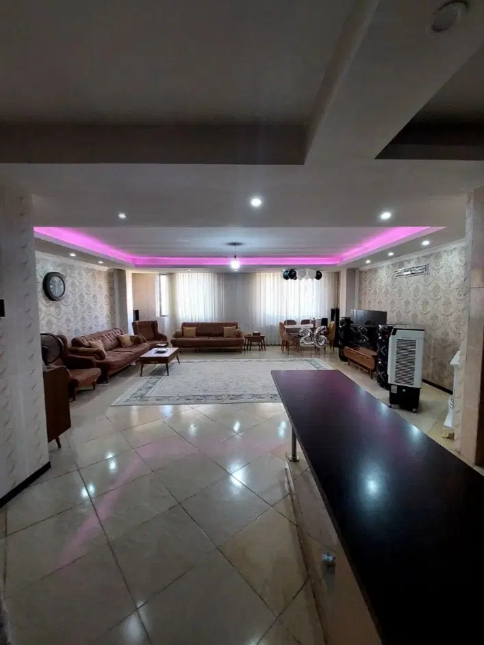 رهن آپارتمان ۱۵۰متری حصارک بالا