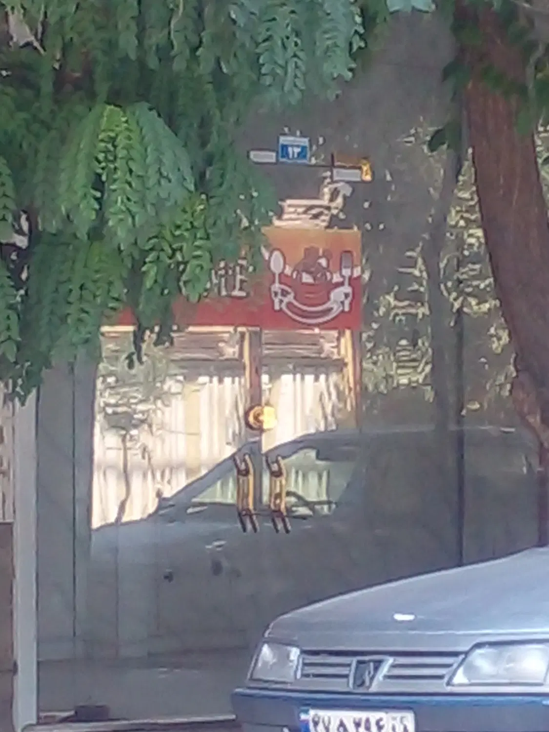 مغازه در خ باغبان سردرود