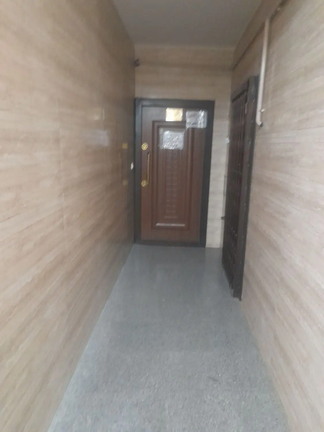 فروش واحد ۷۱متری کوی حاجیان