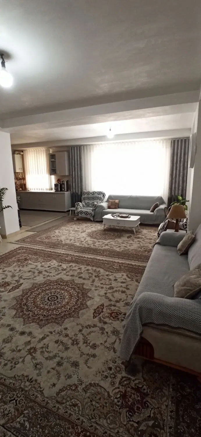 واحد ۹۸ متری سر کوچه سیزده امام سجاد