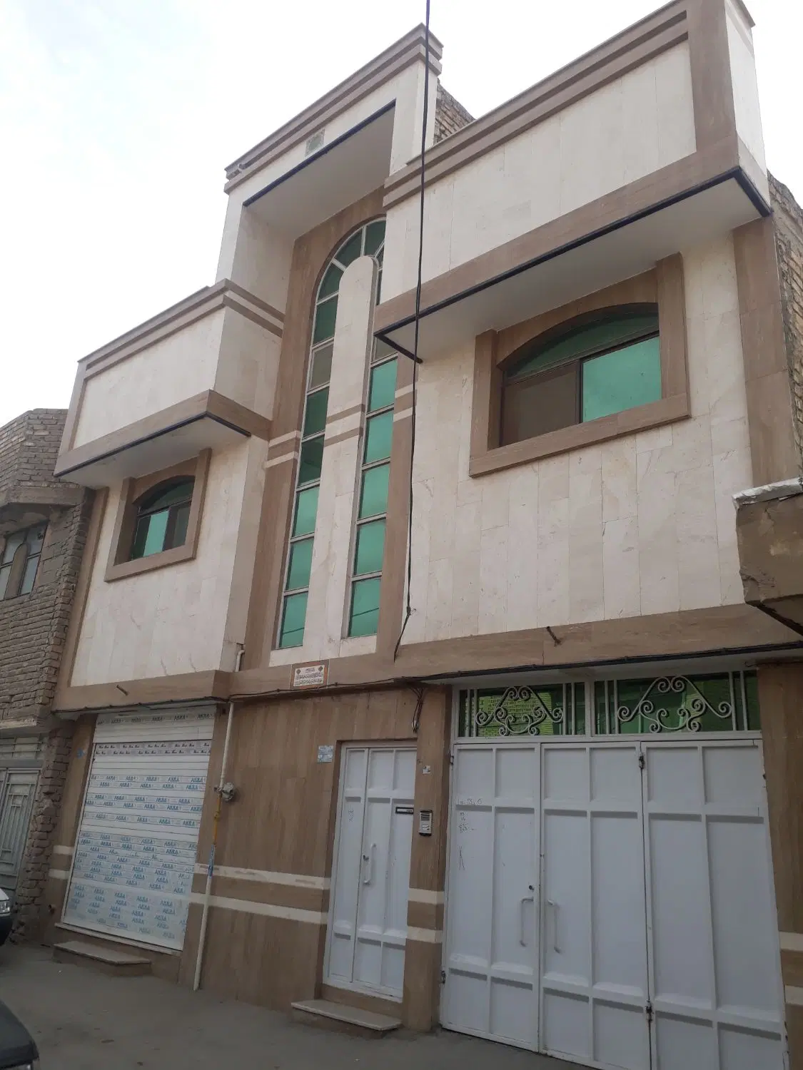 منزل دو طبقه ویلایی کرسگان