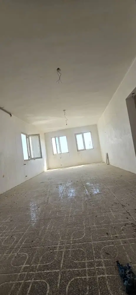 ۸۵ متر جنوبی مالک هستم