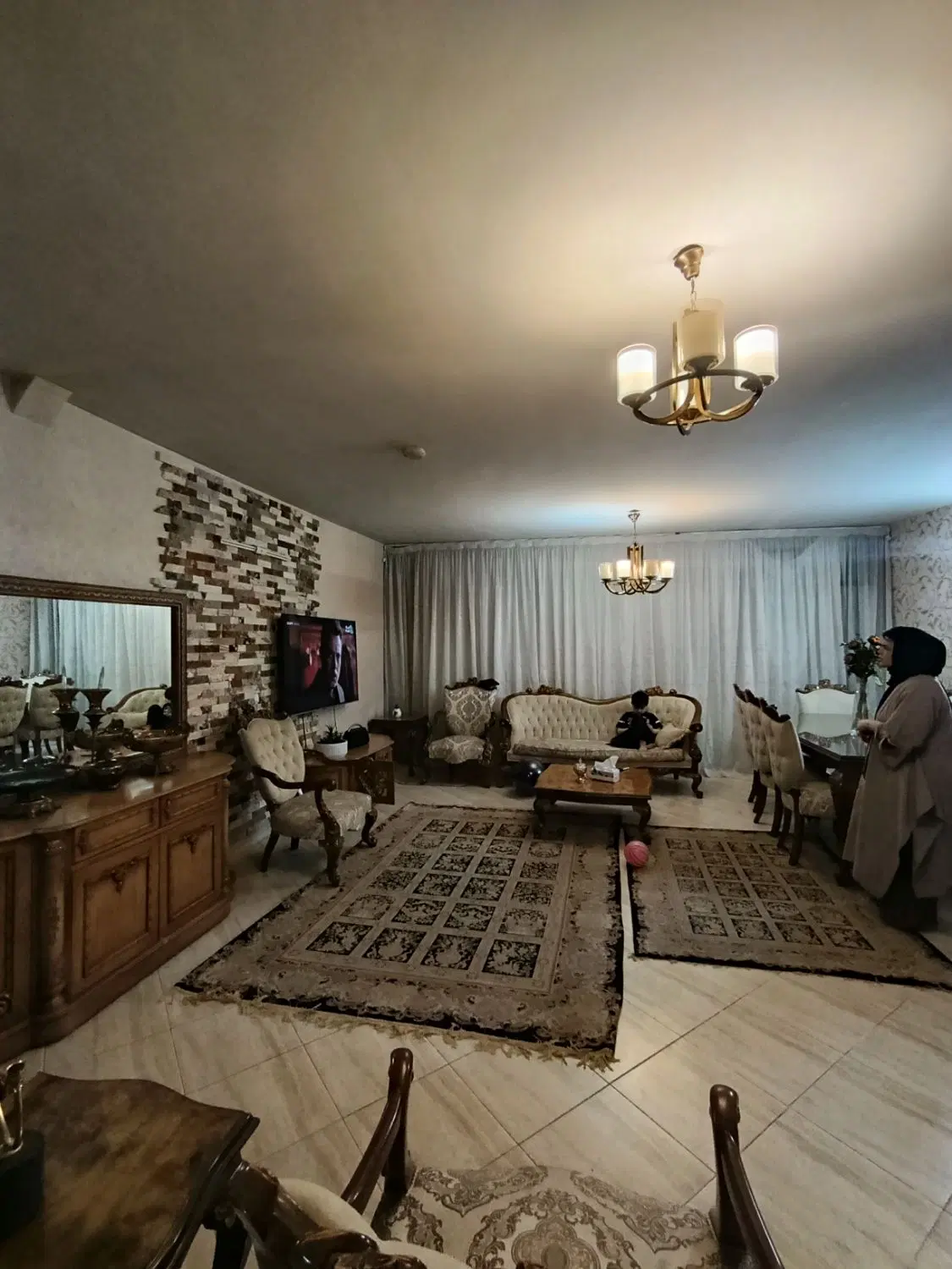 75مــترفُول بازسازی _حاشیه استاد یوسفی