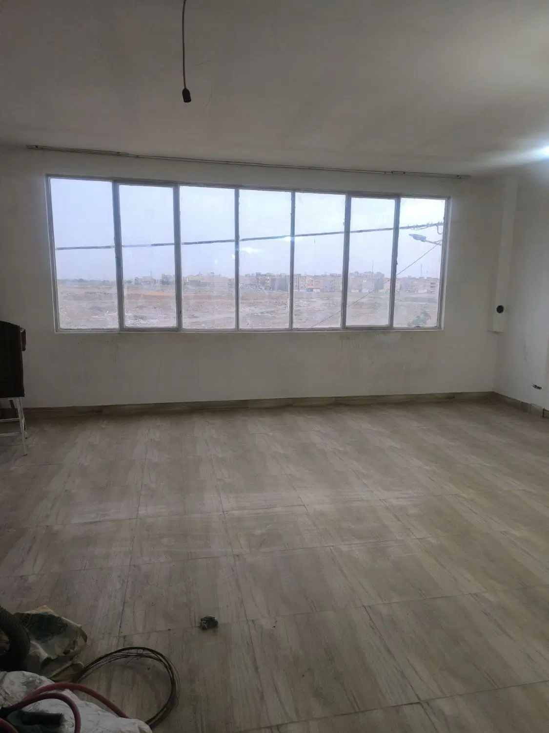 طبقه اول دوخواب زارع 18 نما سنگ
