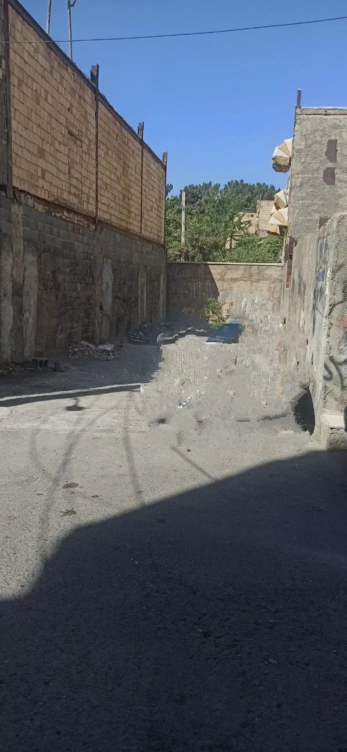 زمین سرحدآباد