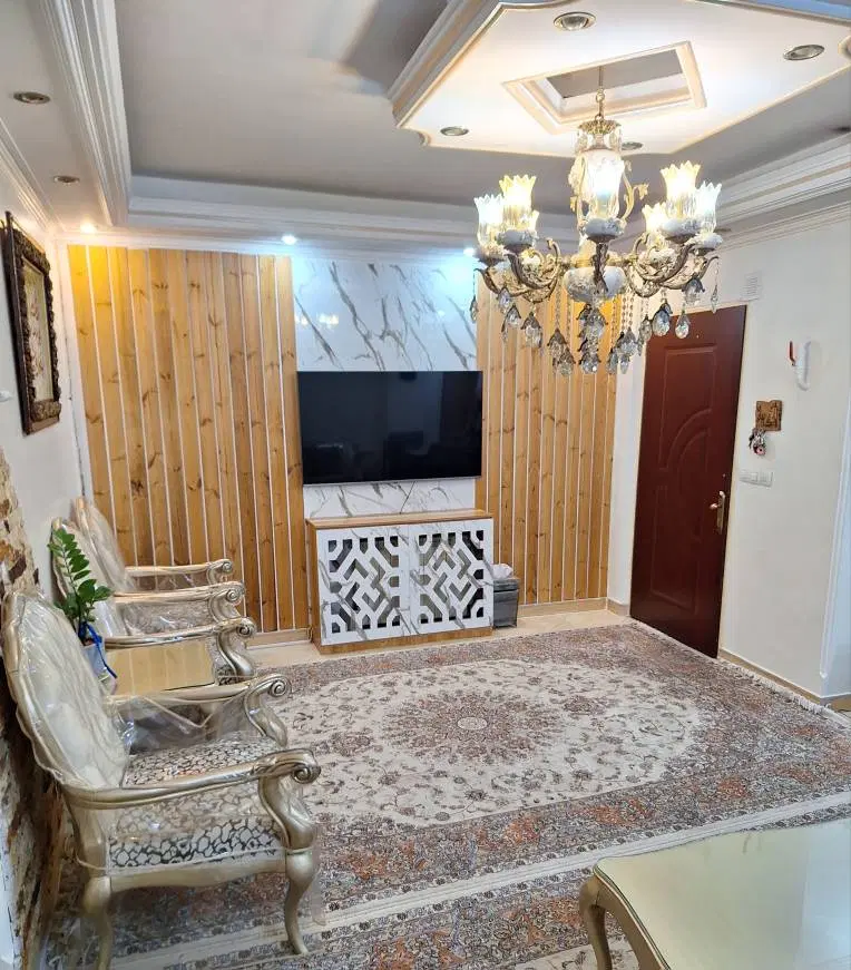 ۶۲ متر تک واحدی