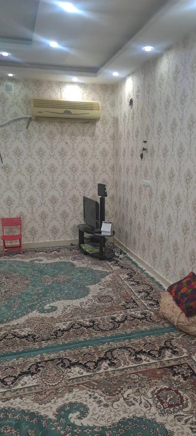 لکس همکف. کاملآ ویلایی.140 متری