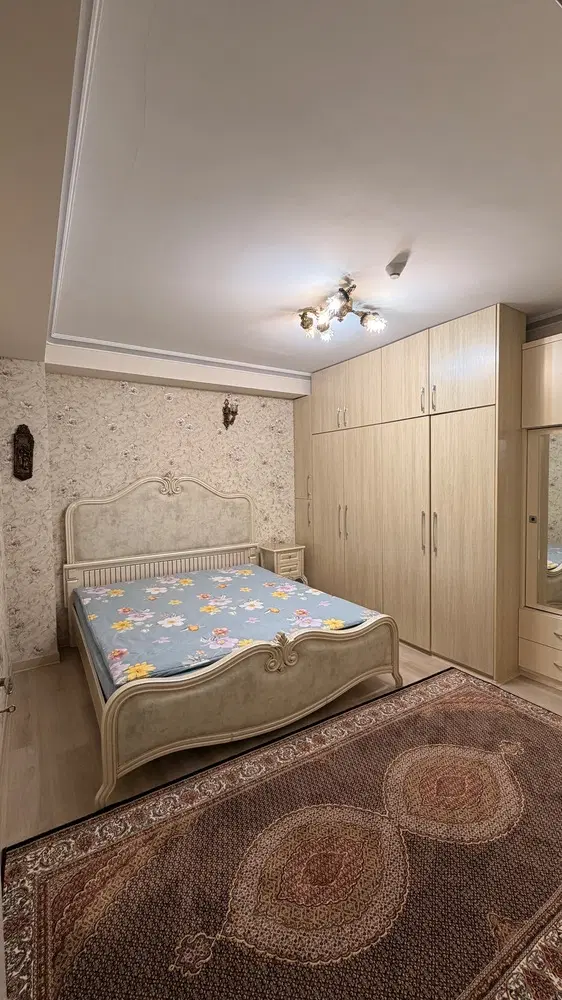 یک دستگاه آپارتمان در ولیعصر 2 دهخدای چهارم شرقی