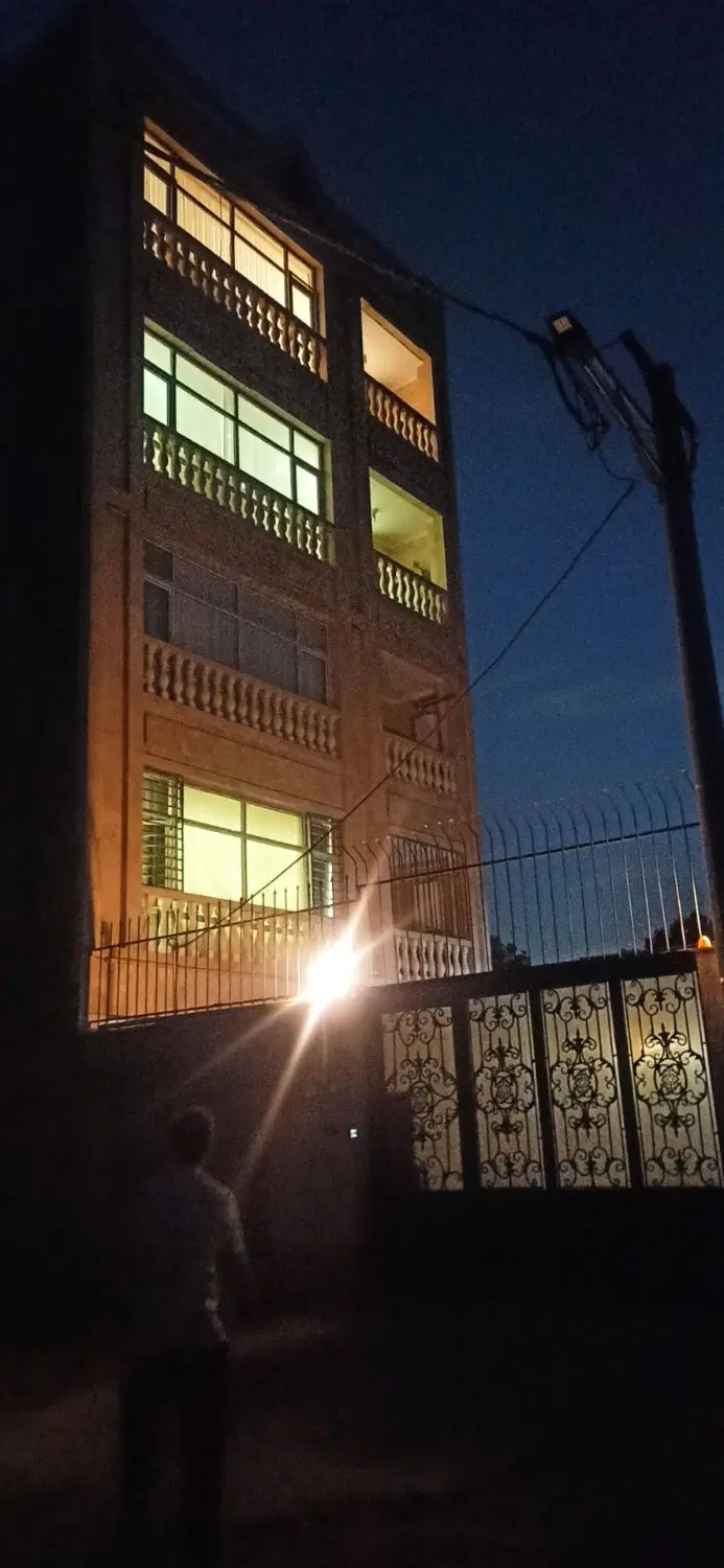 فروش آپارتمان۸۵مترشمالی روبه نما۲خاب فول نوسازسندی