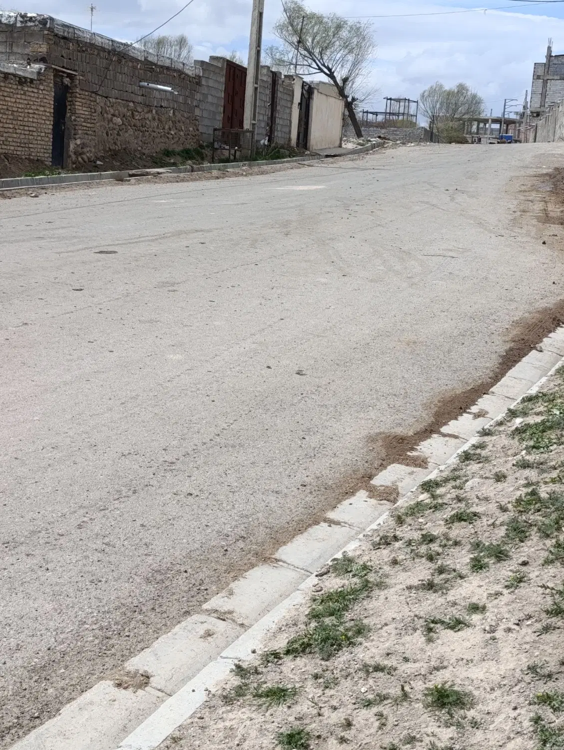 زمین مسکونی
