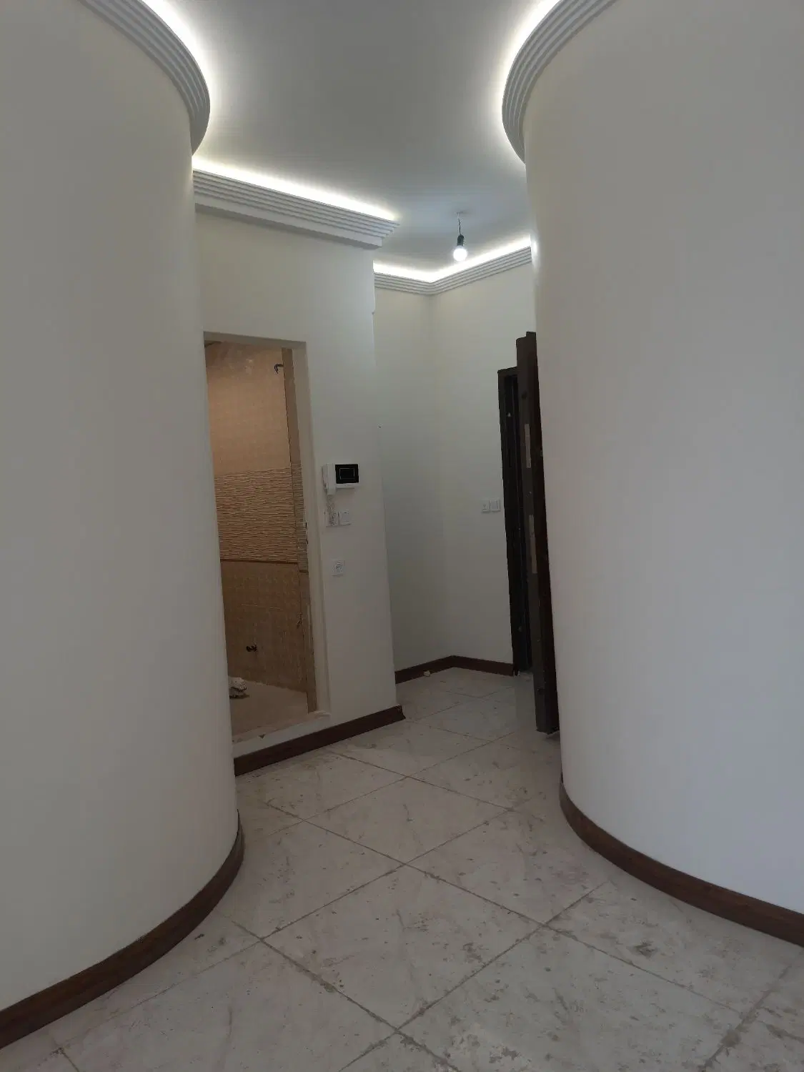 آپارتمان 77 متر دو خواب
