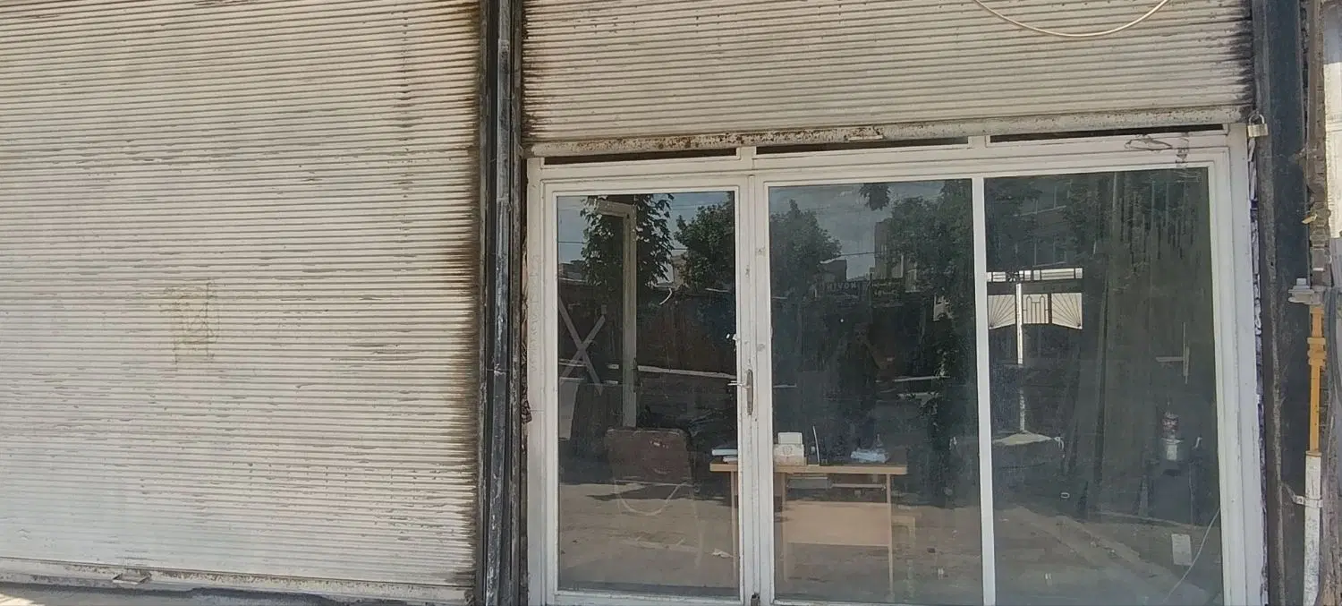 مغازه بزرگراه ولایت