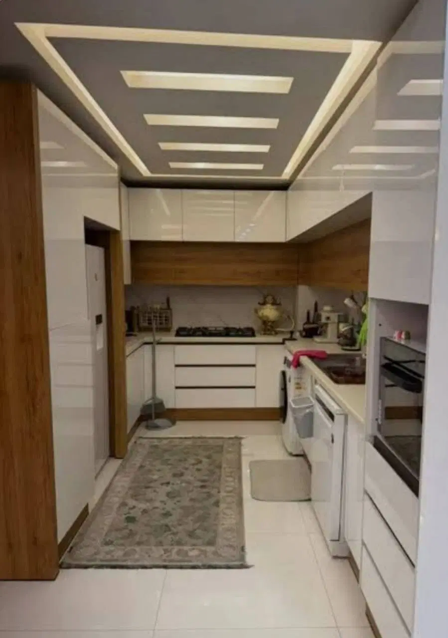 ۷۰ متر