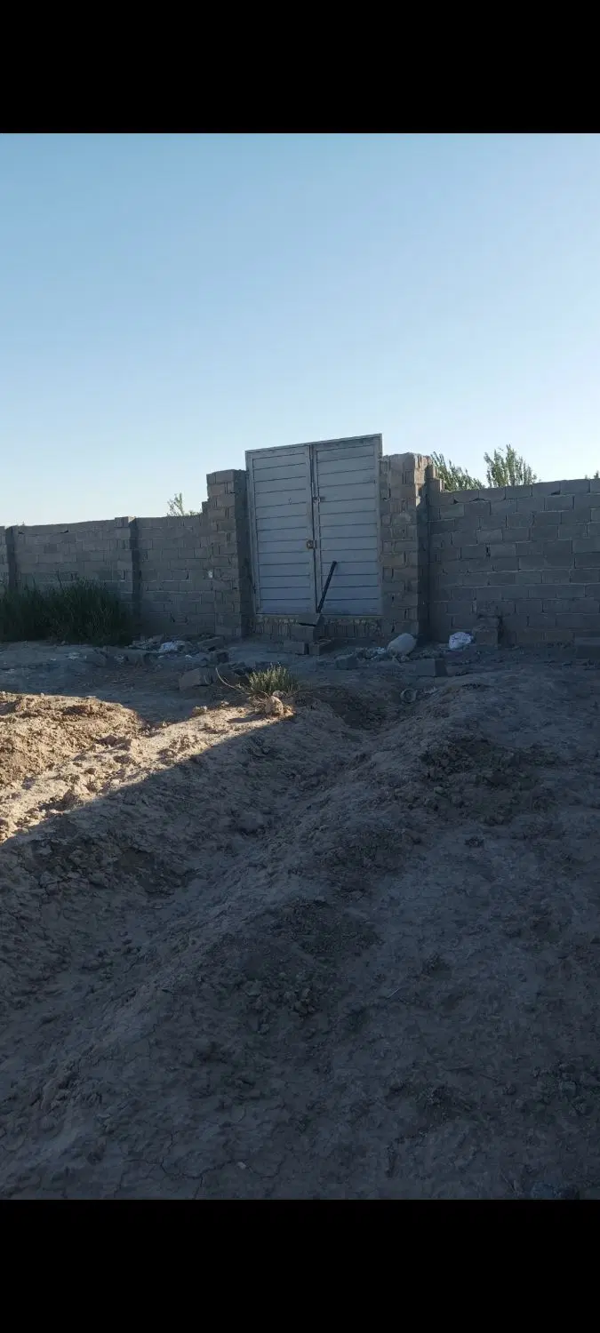 ملارد اسفند آباد زمین باغچه چهاردیواری 430 متر