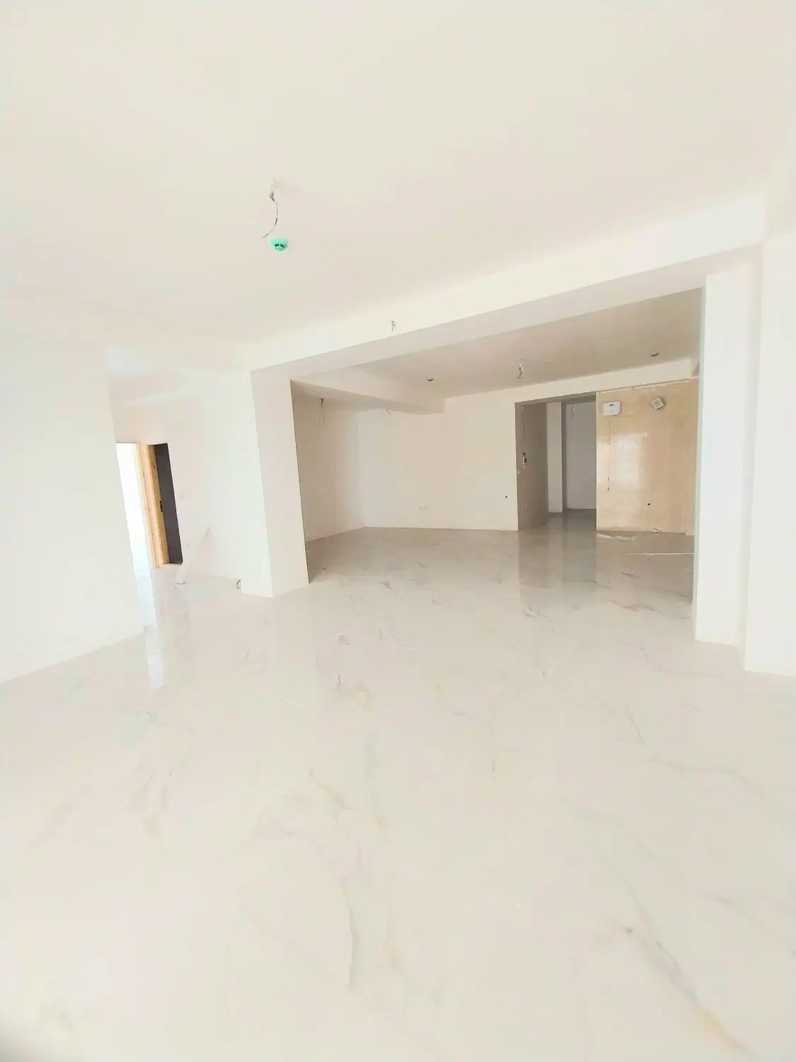 آپارتمان سند تک‌برگ عرصه عیان بلوار شیرودی۳خواب