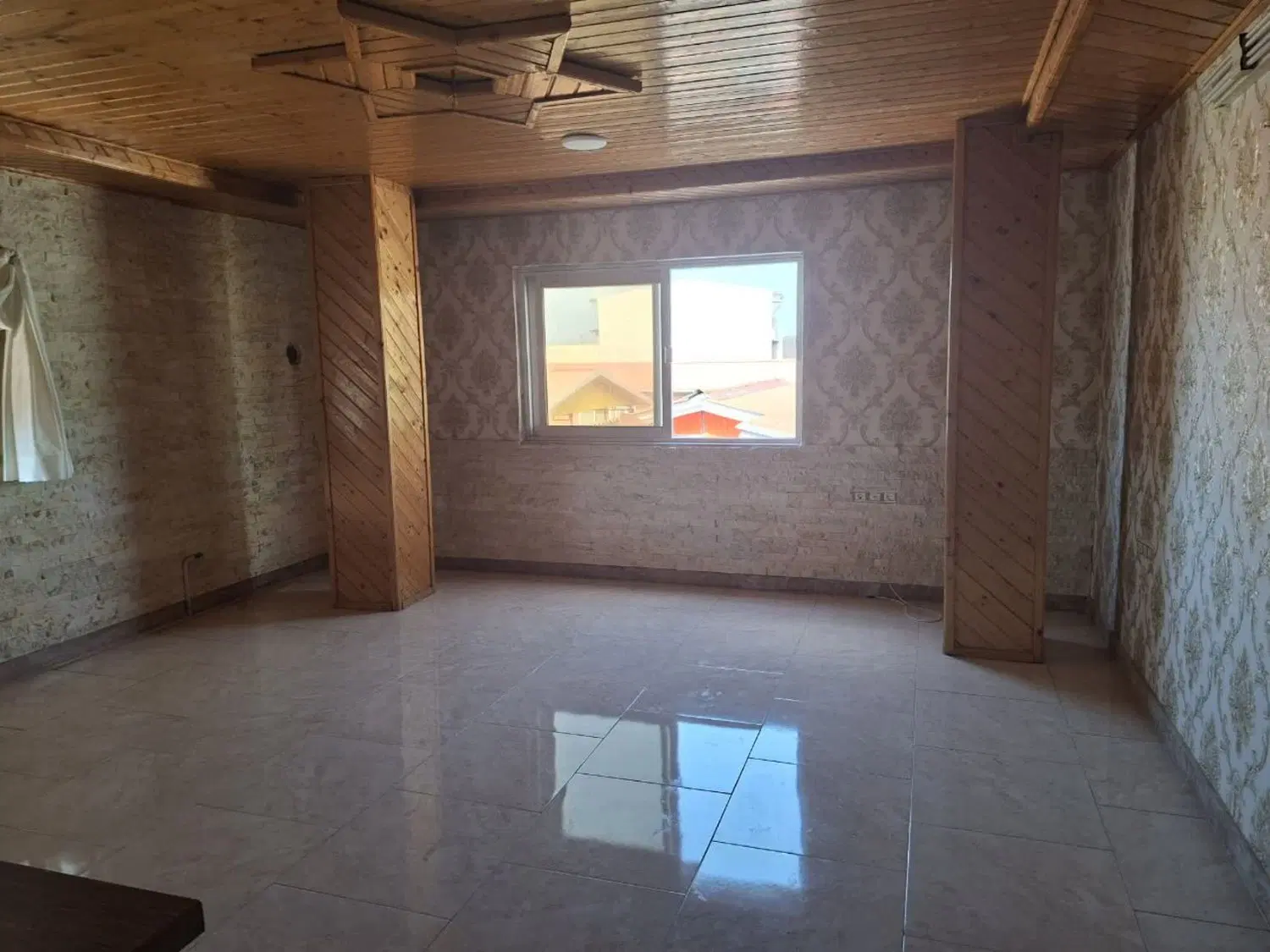 اپارتمان ۹۰متریاجاره ای
