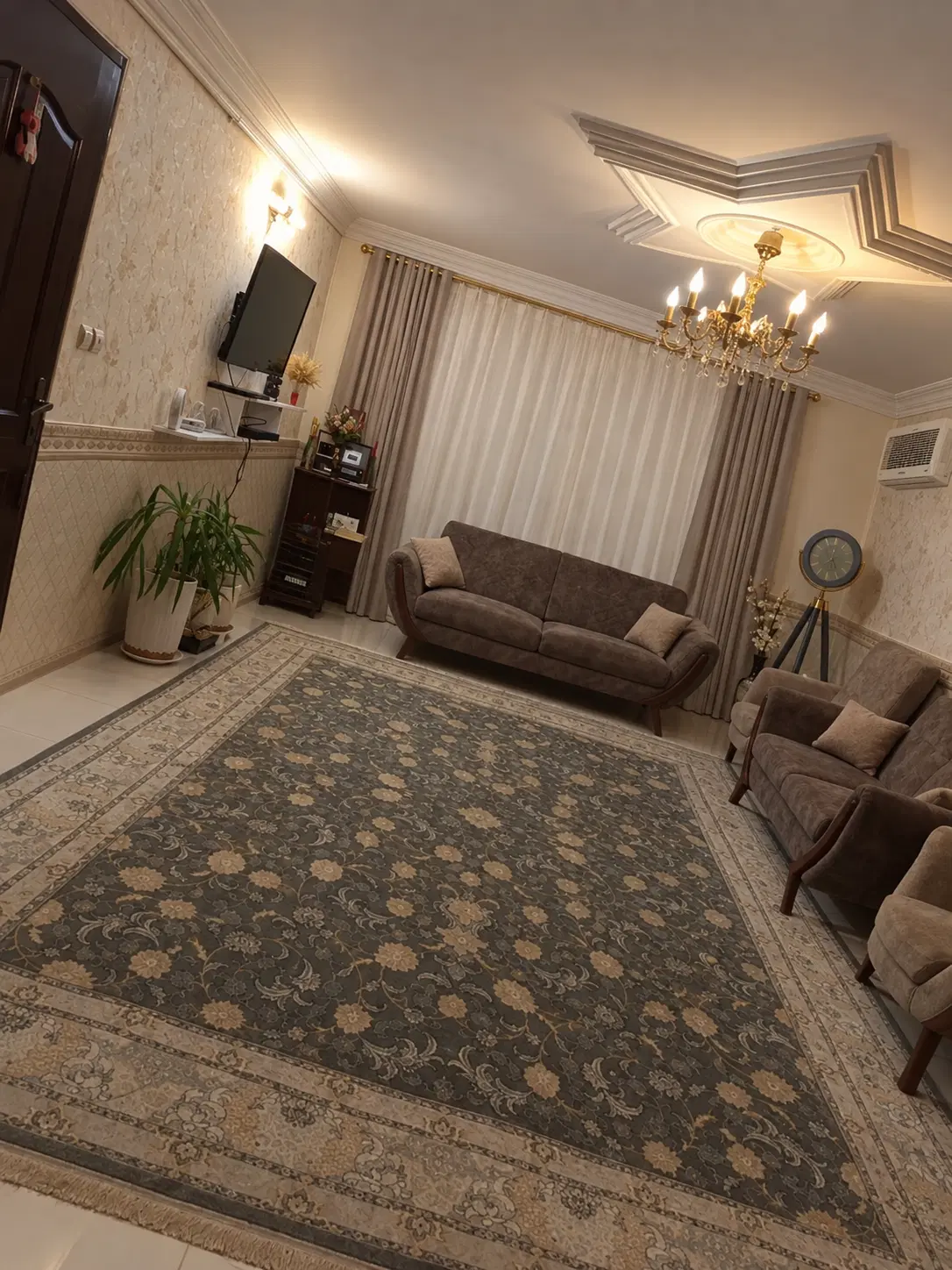 واحد 85 متری شریف آباد