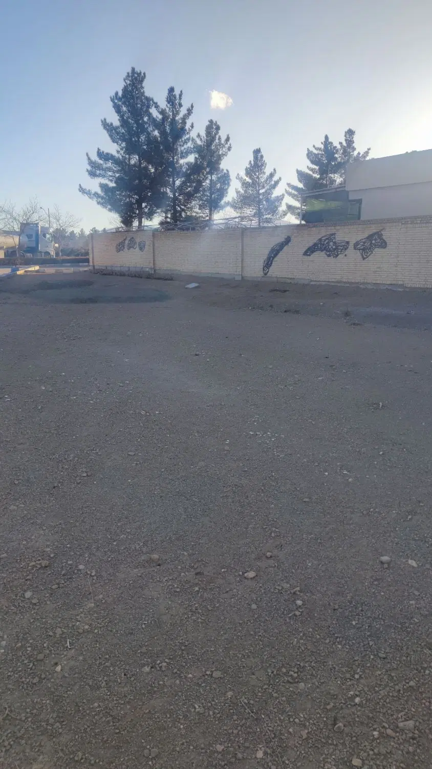 زمین مجلسی نبش فلکه دانشجو