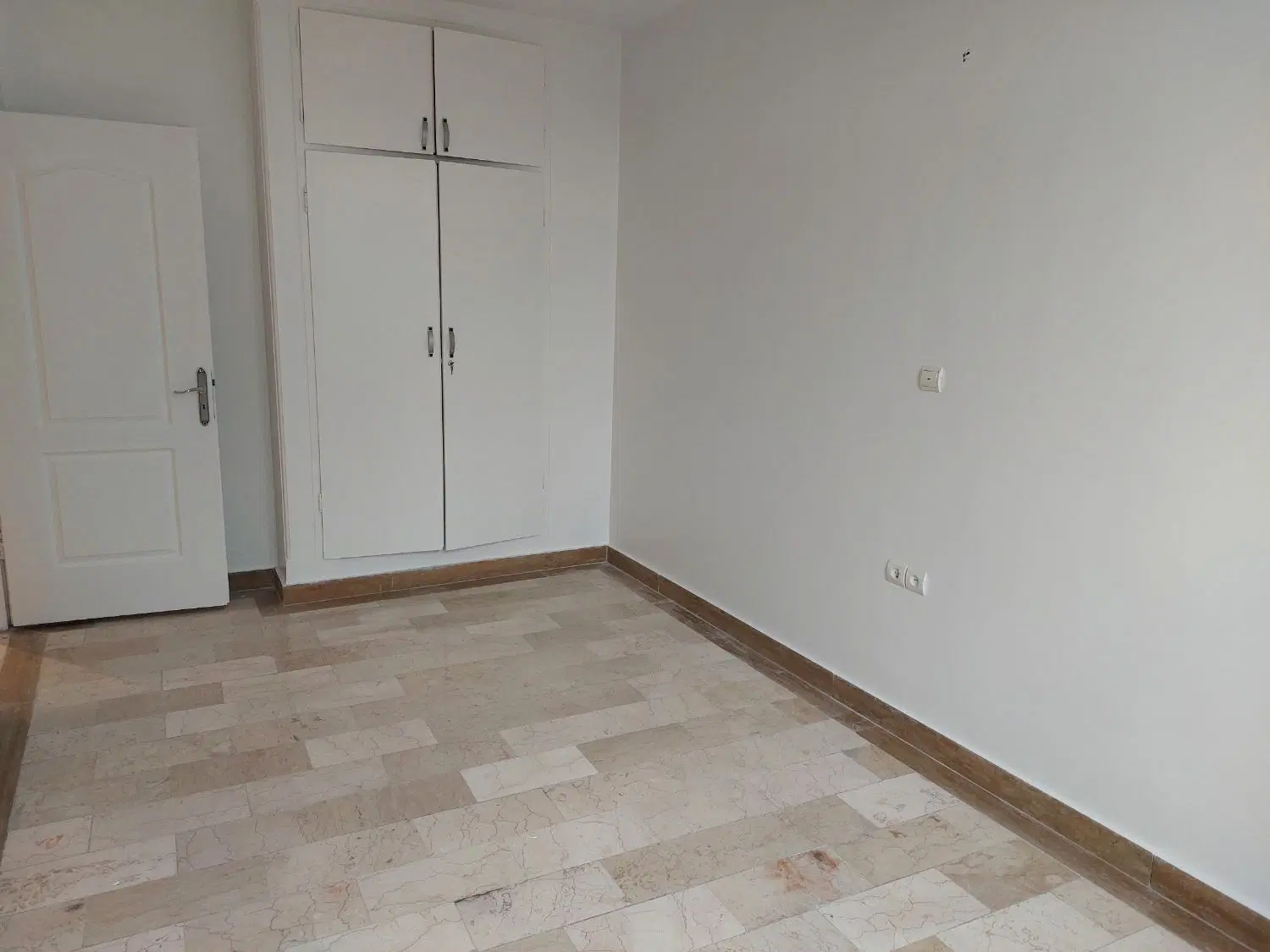 ۱۱۳ متر، ۲ خواب، تهرانپارس غربی، خیابان رشید شمالی