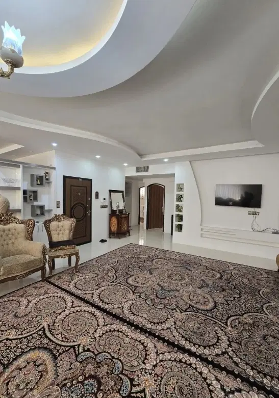 پسر هستم  همخونه میشم