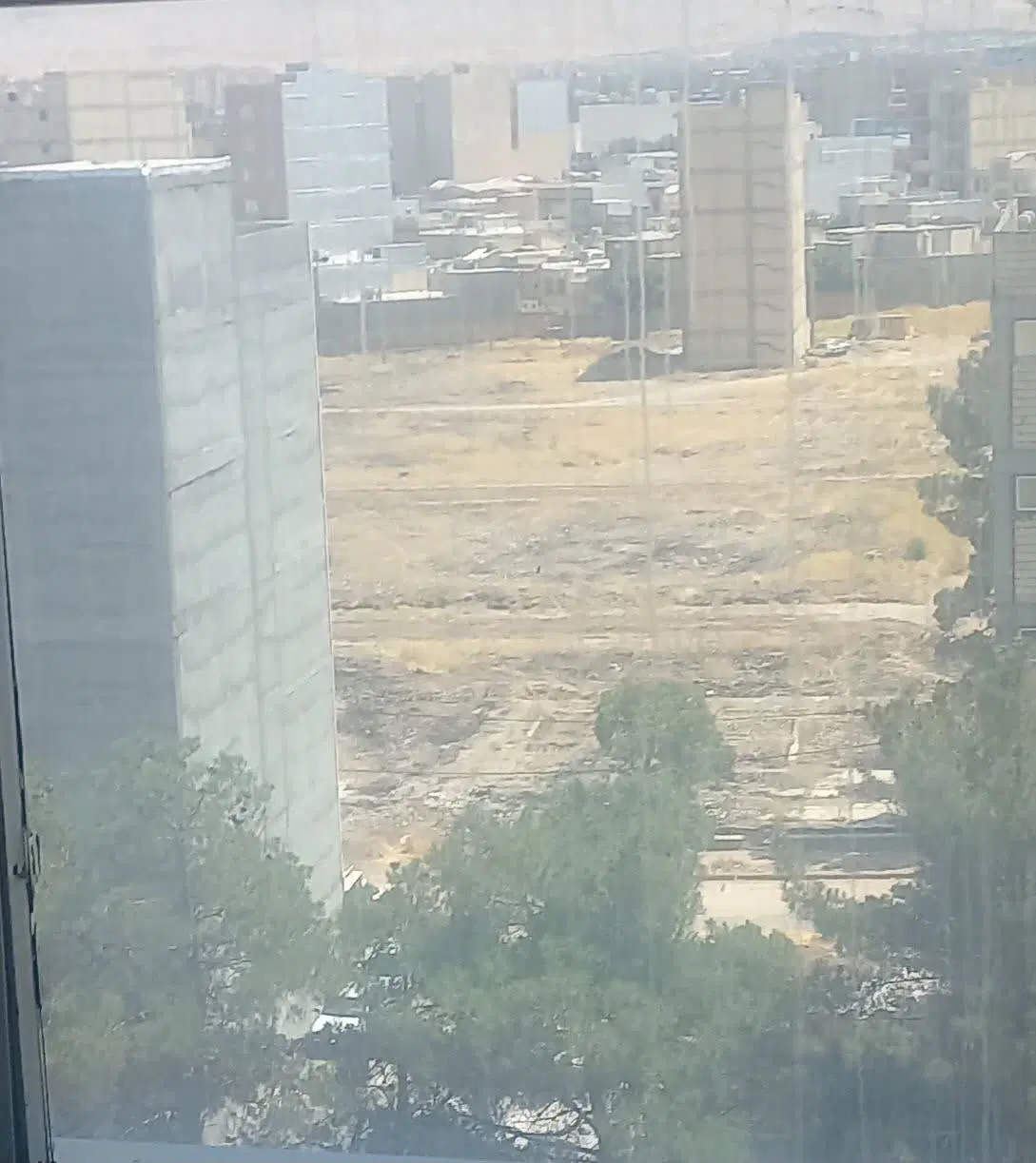 زمین فروشی در پشت سازمان جهاد