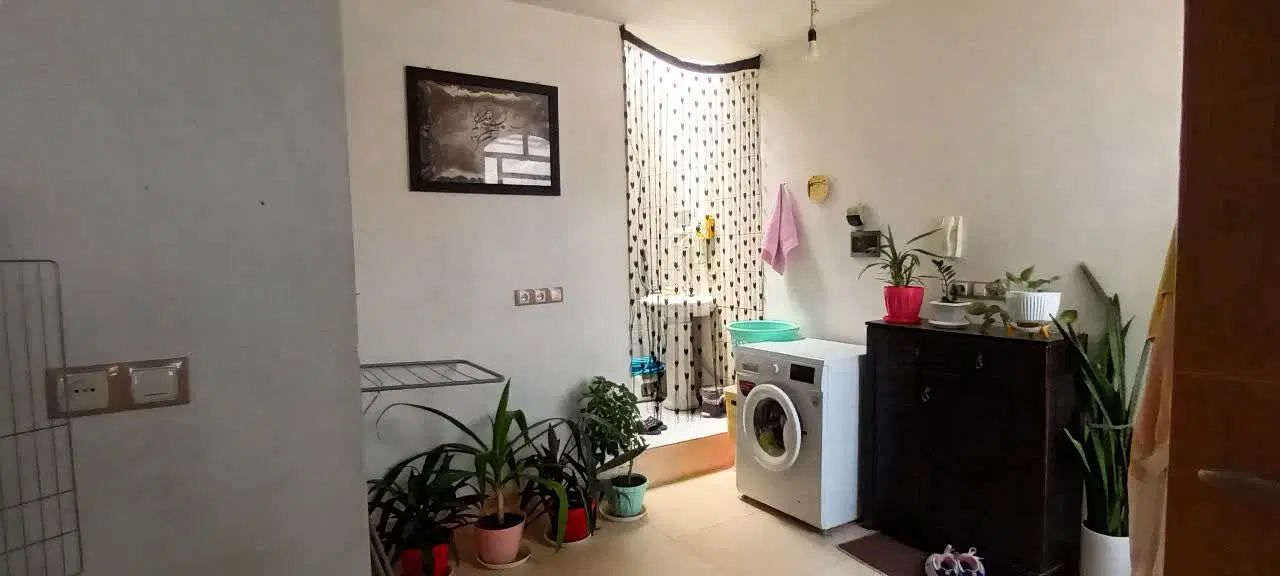 منزل یک خواب طبقه اول